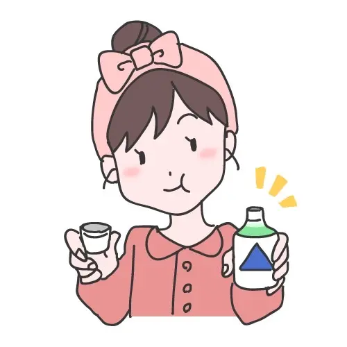 うがい薬を使い口内炎対策をしている女性の画像