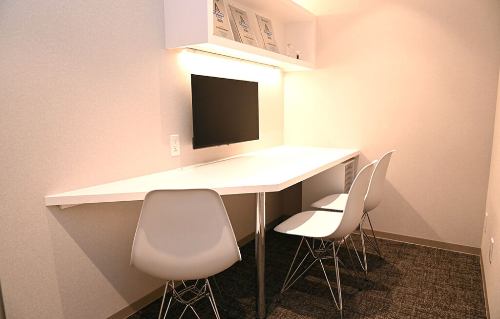 アネックスデンタルクリニック・矯正歯科の完全個室のカウンセリングルーム